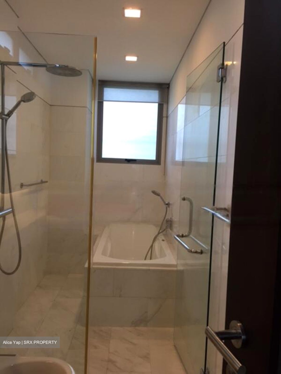 Yuk Tong Avenue (D21), Terrace #573069121